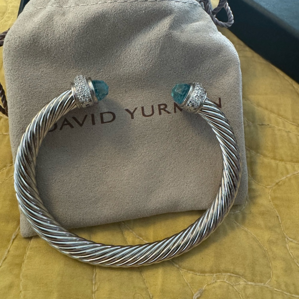 Cable bracelet
